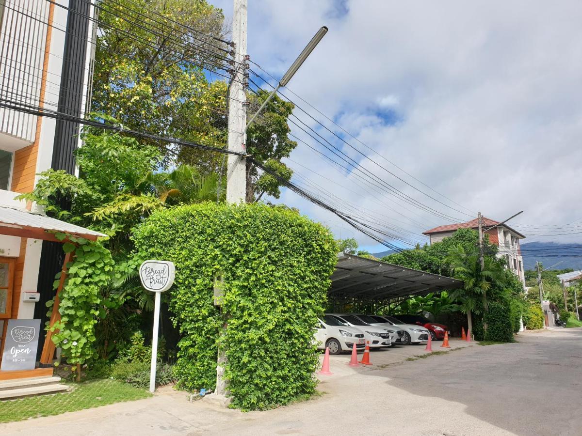 Breadfruit Hostel Chiang Mai Exterior photo